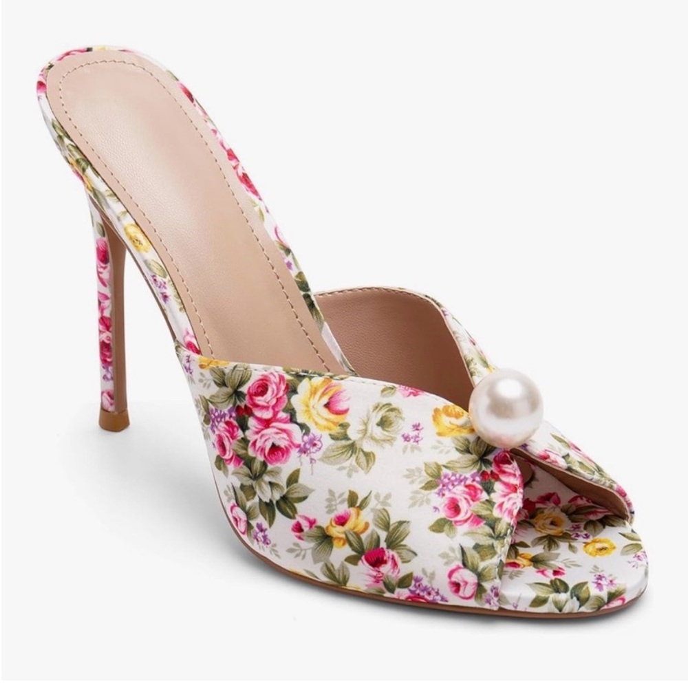 Floral High-heeled Stilettos With Pearl Accent - Picture 9 of 10